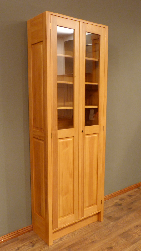 Massivholz Bücherschrank mit sieben verstellbaren Einlegeböden Massivholz Bücherschrank mit sieben verstellbaren Einlegeböden