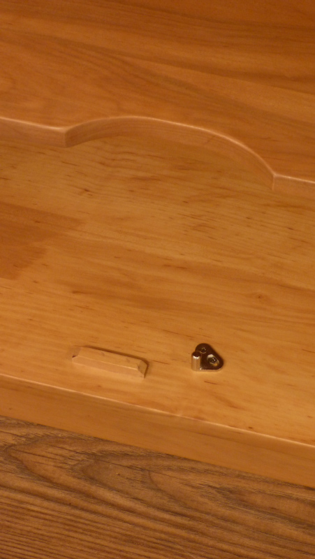 Massivholz Bücherschrank mit sieben verstellbaren Einlegeböden Massivholz Bücherschrank mit sieben verstellbaren Einlegeböden