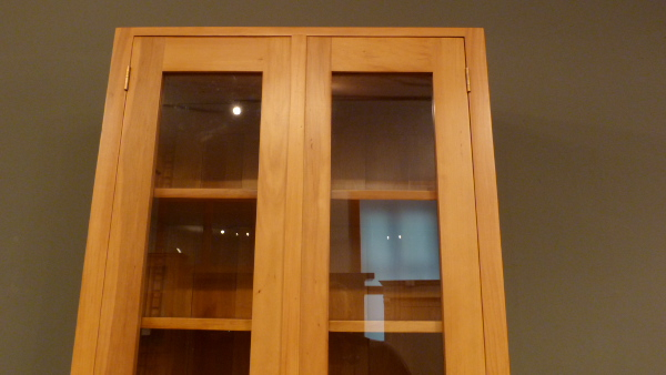 Massivholz Bücherschrank mit sieben verstellbaren Einlegeböden Massivholz Bücherschrank mit sieben verstellbaren Einlegeböden