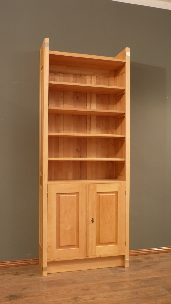 EINS-PLUS Bücherregal mit Türen