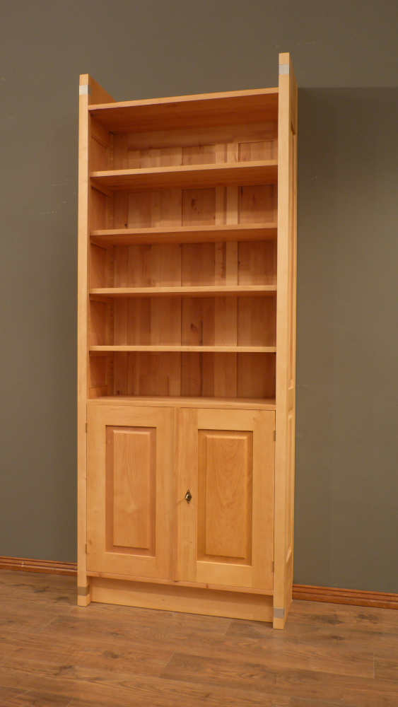 EINS-PLUS Bücherregal mit Türen