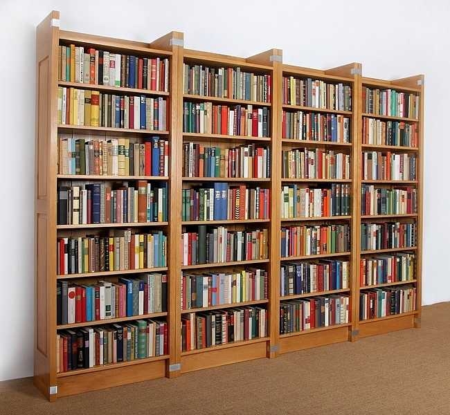 Bücherwand aus 4 Regalen Einsplus Eiche